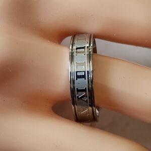 Men's Band Ring Stainless Steel Roman Numerals Matt Modernist Size 11
